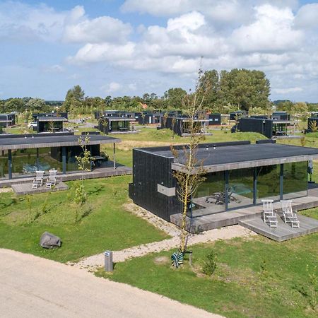 Buiten Pekelinge - Panorama Lodge オーストカペッレ エクステリア 写真