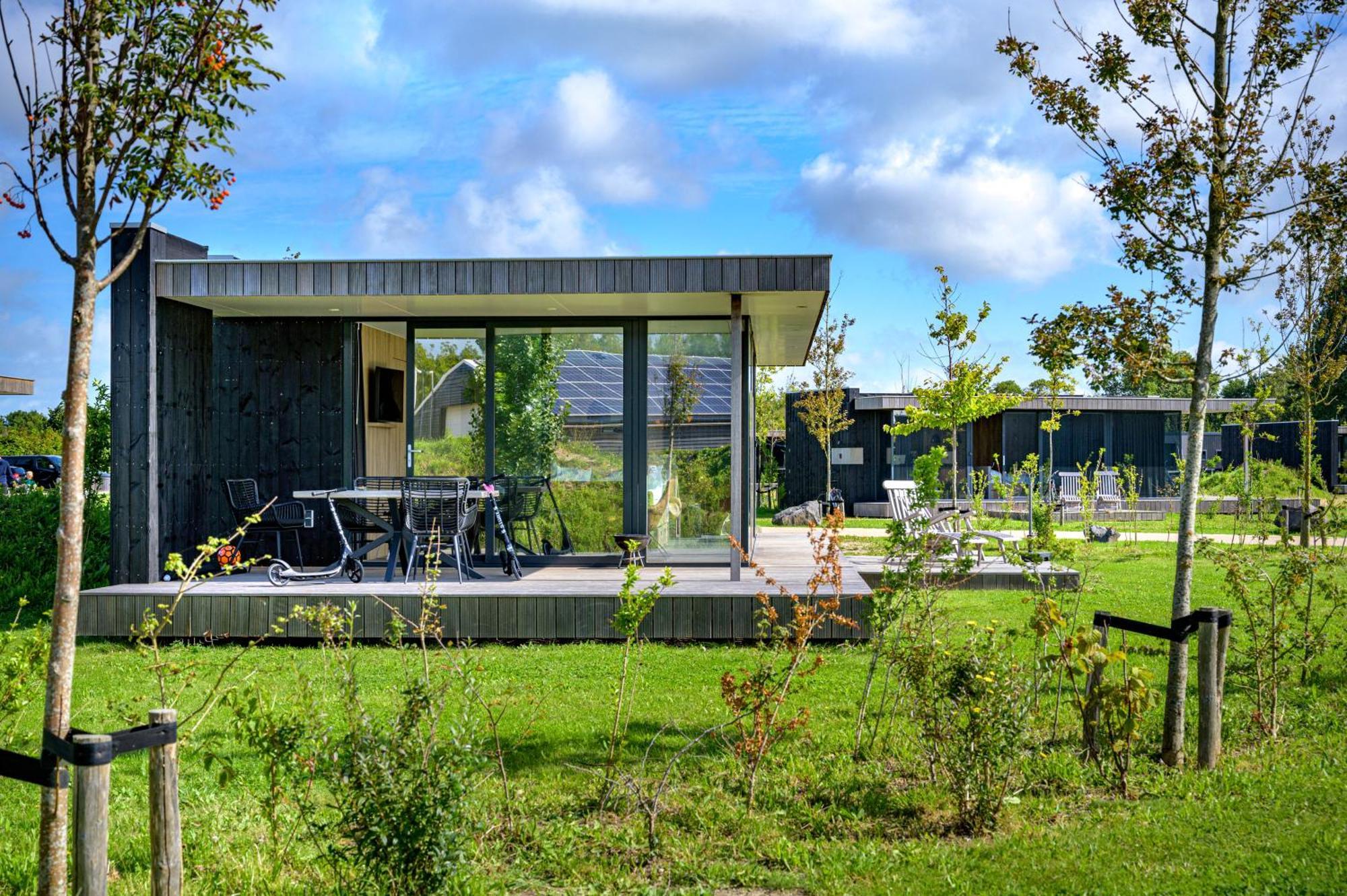 Buiten Pekelinge - Panorama Lodge オーストカペッレ エクステリア 写真